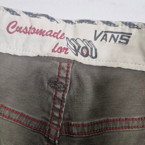 Vans custom shorts 34 waist - Picture 3 of 8